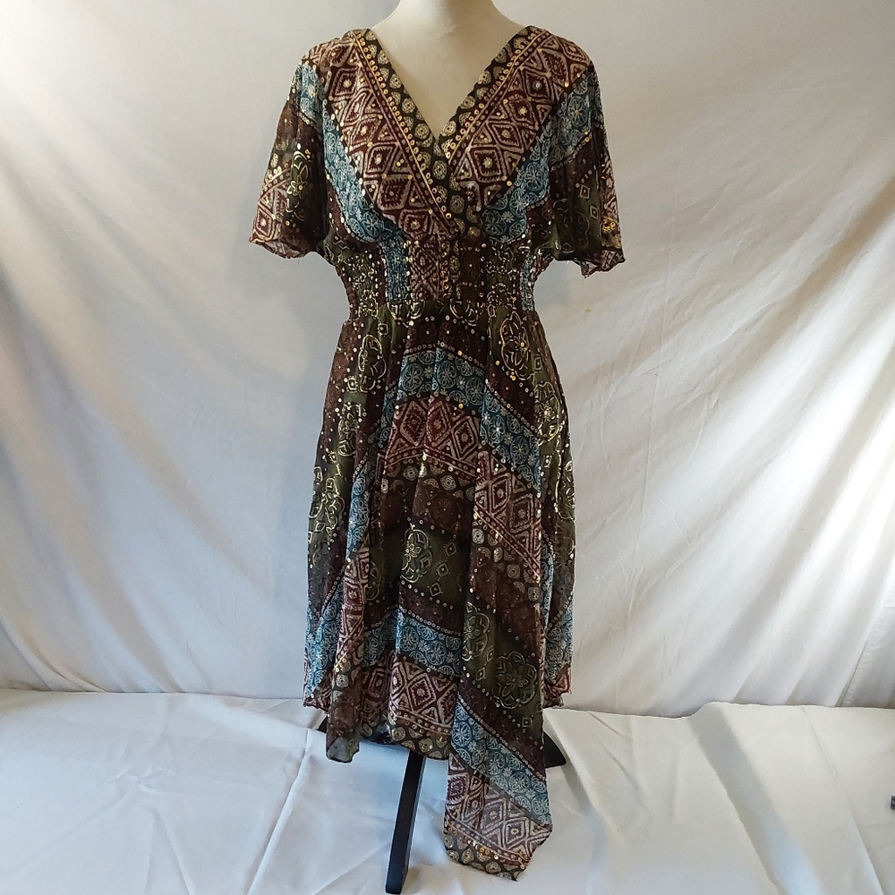Women's Chris Mclaughlin Flutter Sleeve V-Neck Hanky Hem Printed Dress Size 12